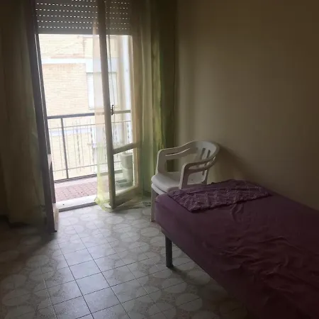 A 15 Min Dal Mare Da 1 A 5 Persone 1 Bagno Vasca Con Doccia No Asciugamani No Lenzuola Cucina Completa Soggiorno Caldaia Nuova Vaillant No Wifi No Aria Condizionata Διαμέρισμα