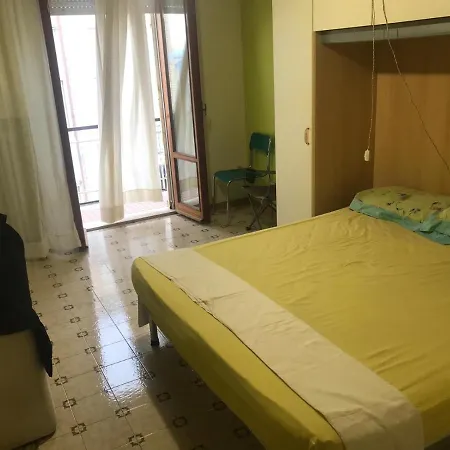 Διαμέρισμα A 15 Min Dal Mare Da 1 A 5 Persone 1 Bagno Vasca Con Doccia No Asciugamani No Lenzuola Cucina Completa Soggiorno Caldaia Nuova Vaillant No Wifi No Aria Condizionata *