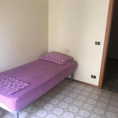 Διαμέρισμα A 15 Min Dal Mare Da 1 A 5 Persone 1 Bagno Vasca Con Doccia No Asciugamani No Lenzuola Cucina Completa Soggiorno Caldaia Nuova Vaillant No Wifi No Aria Condizionata *